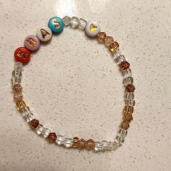 Taylor Swift Friendship Bracelet - Picture 1 of 2